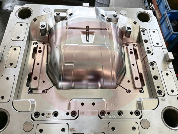 Automobile Die 1 1 2